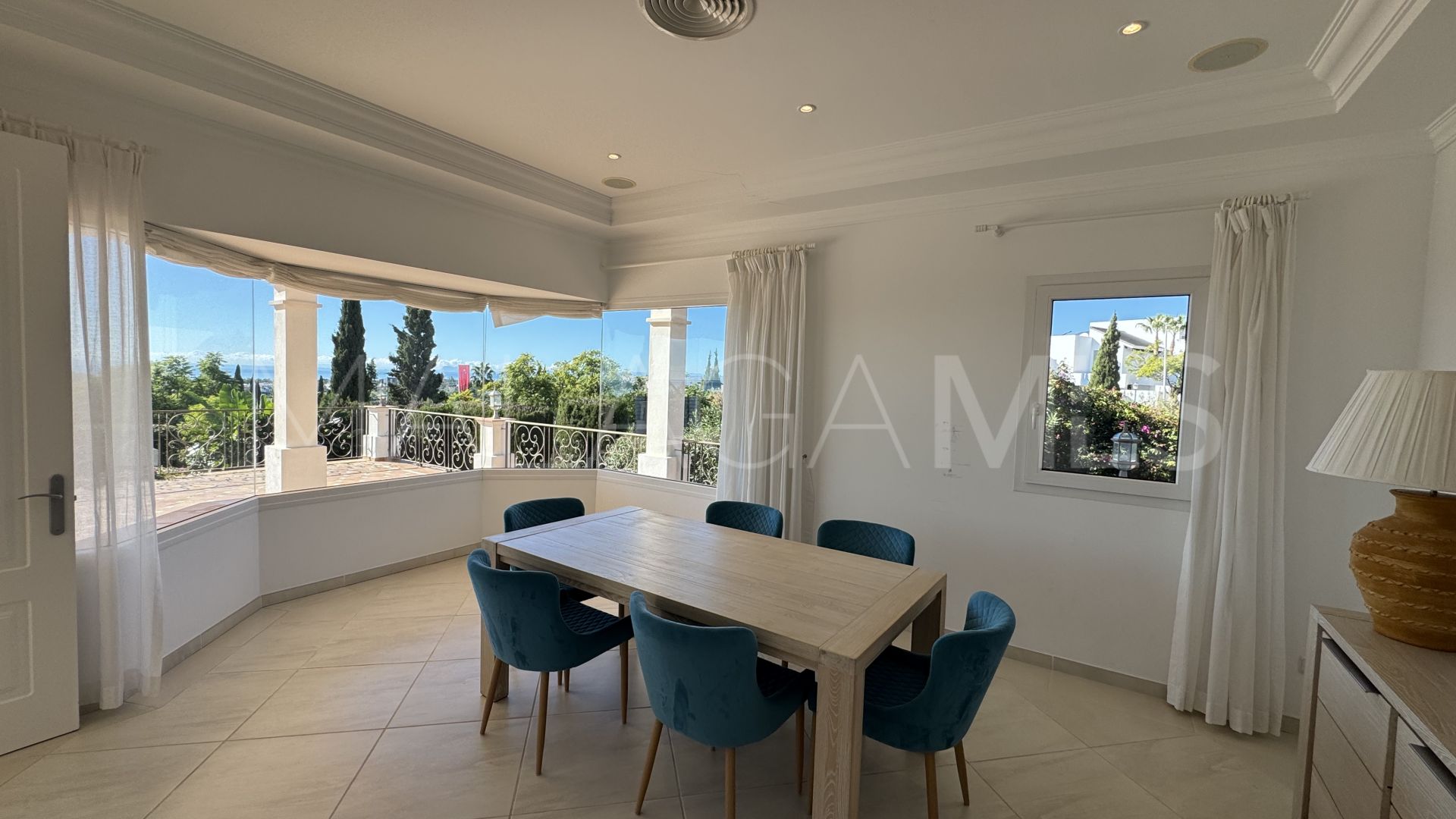 Villa for sale in Los Flamingos Golf