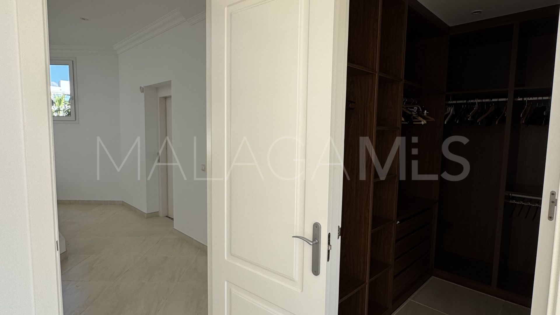 Villa for sale in Los Flamingos Golf