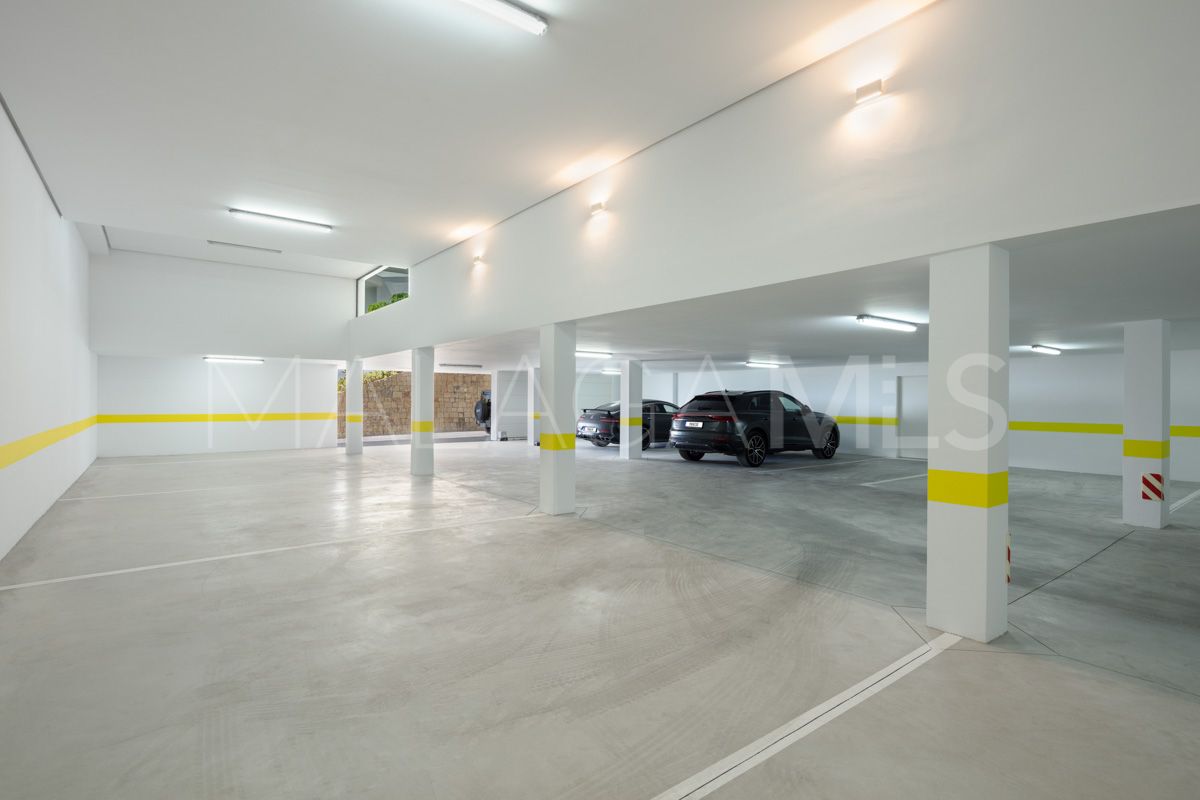 For sale villa with 7 bedrooms in El Paraiso