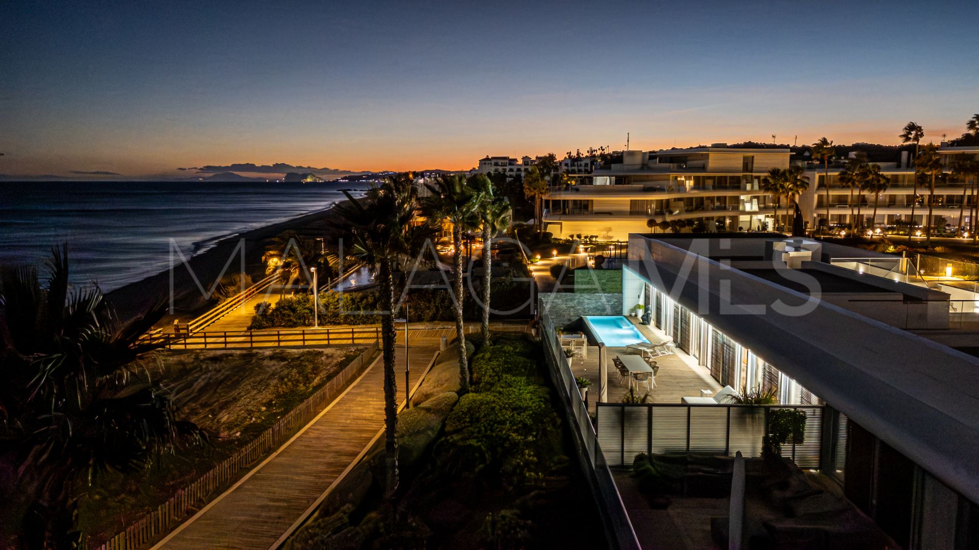 Se vende villa de 4 bedrooms in Estepona