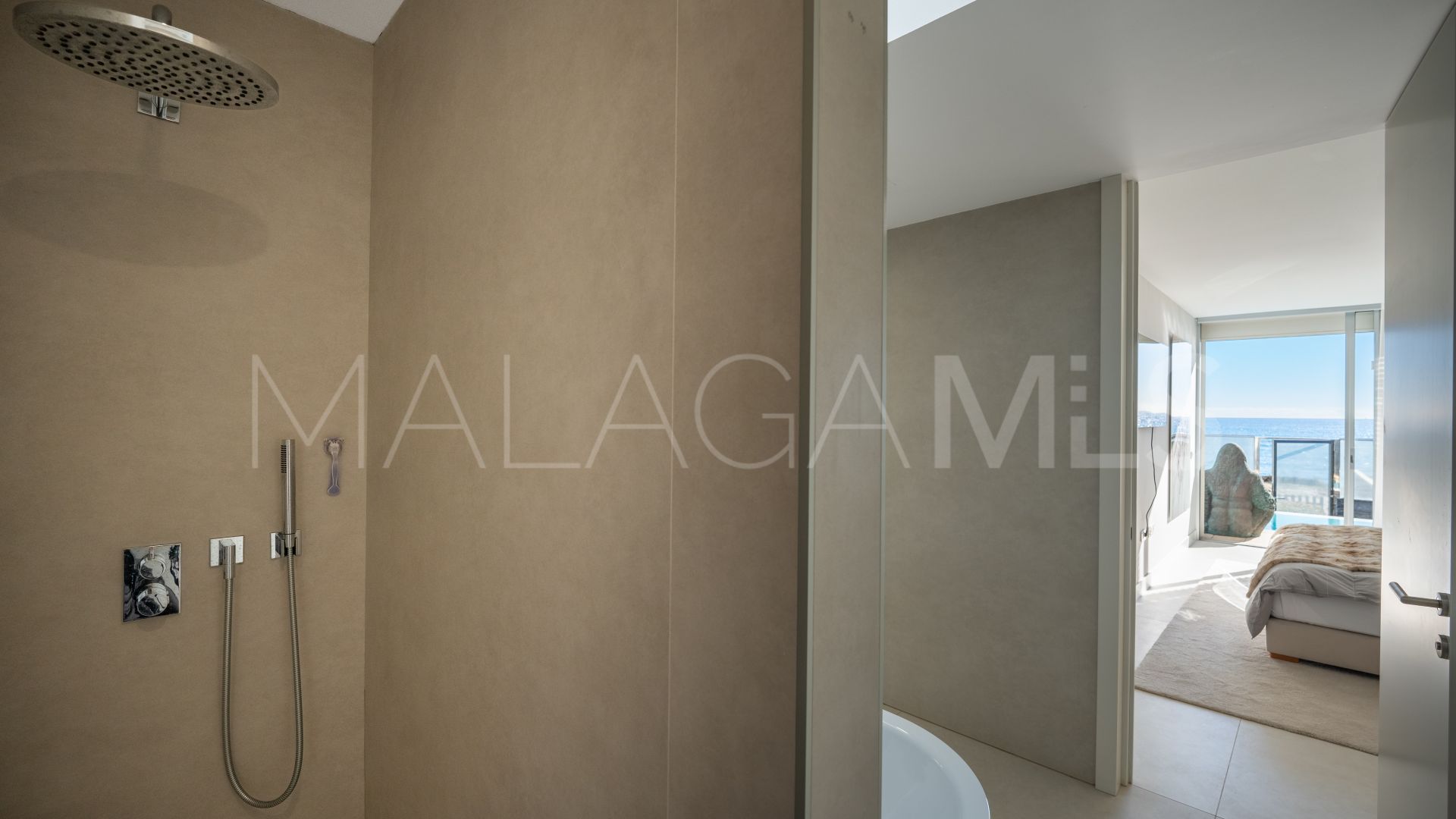 Se vende villa de 4 bedrooms in Estepona