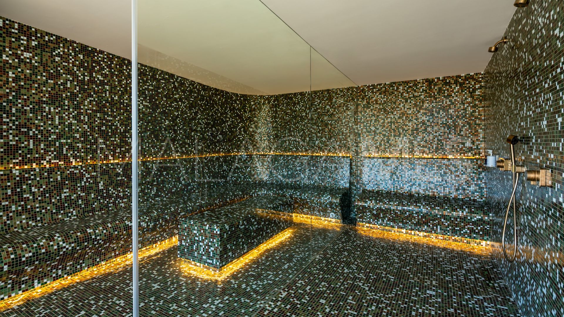 El Madroñal, villa for sale with 6 bedrooms