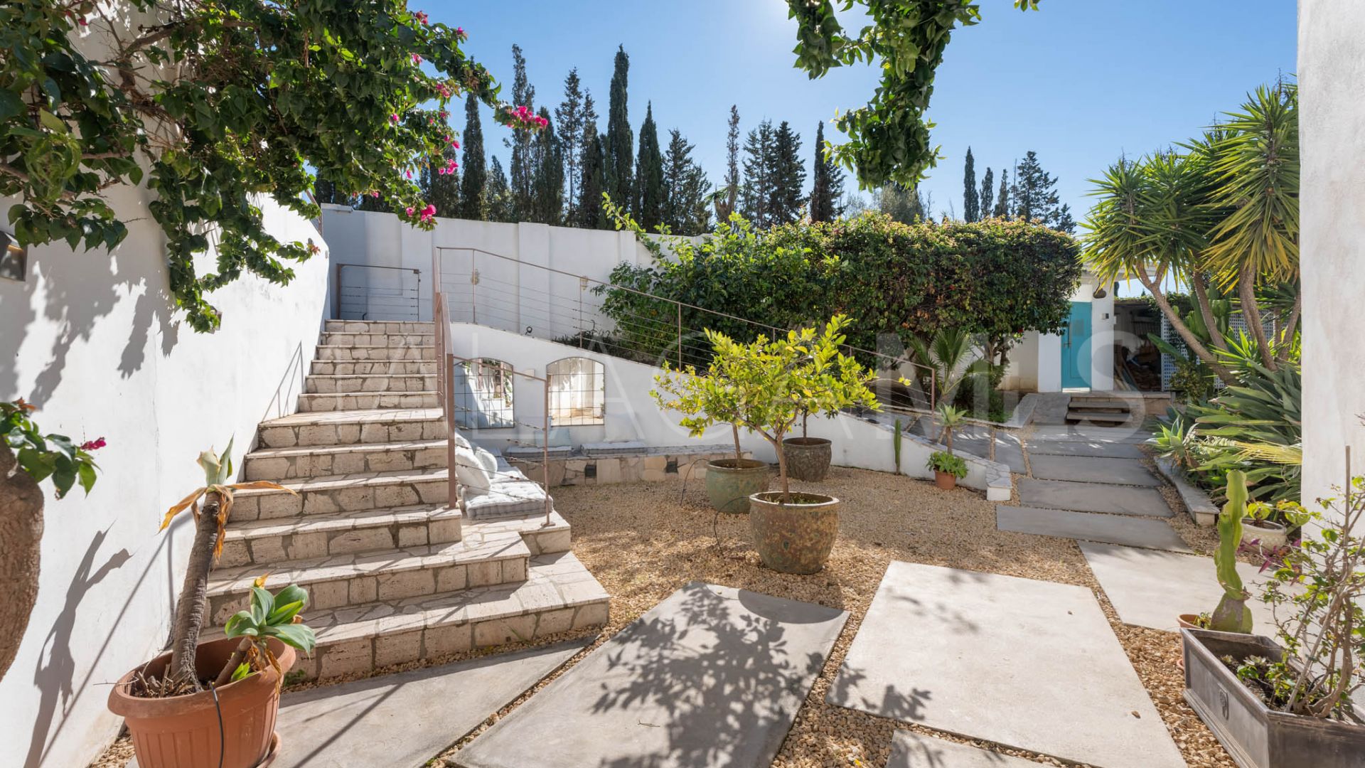 Villa for sale in El Rosario