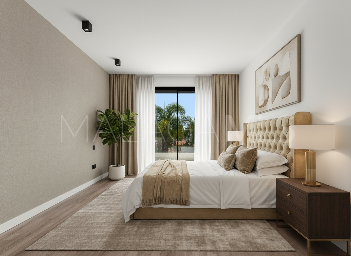 Villa for sale in New Golden Mile