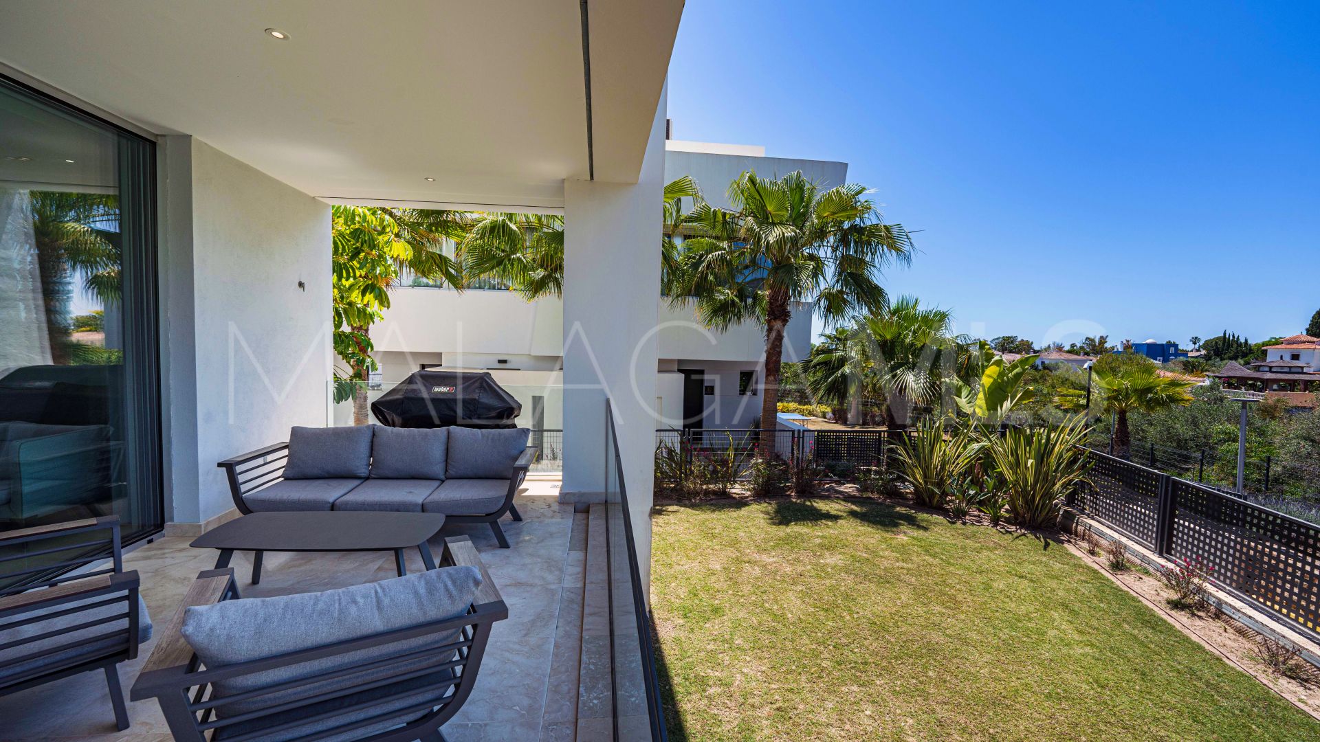 Buy adosado in Rio Real de 4 bedrooms