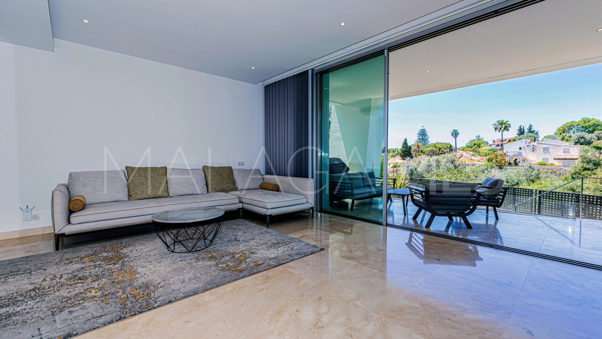 Buy adosado in Rio Real de 4 bedrooms