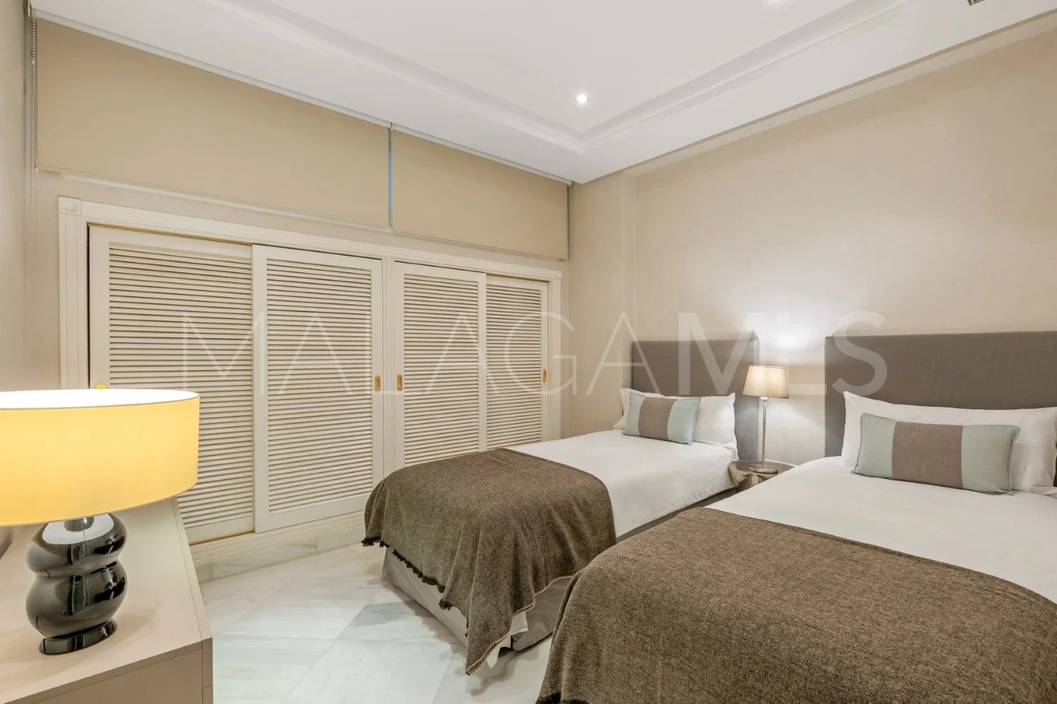 For sale apartment with 2 bedrooms in Golden Mile