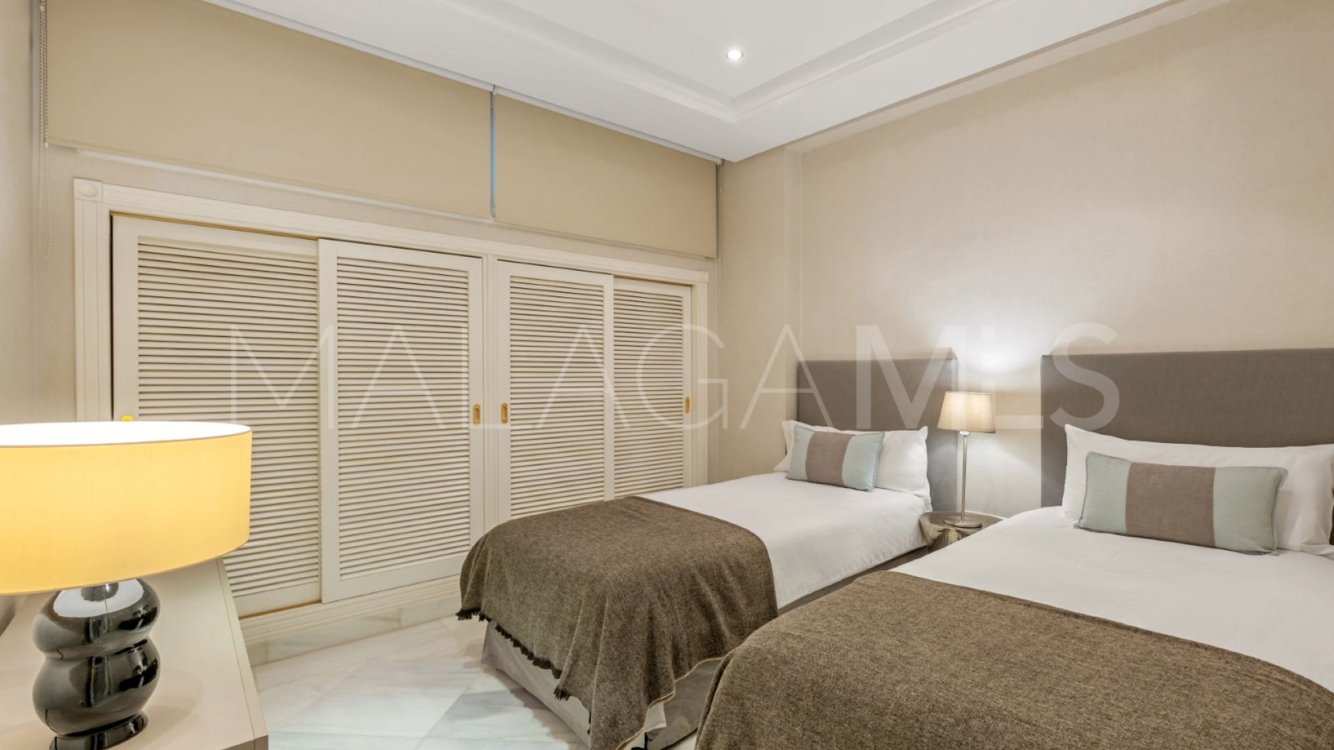 For sale apartment with 2 bedrooms in Golden Mile