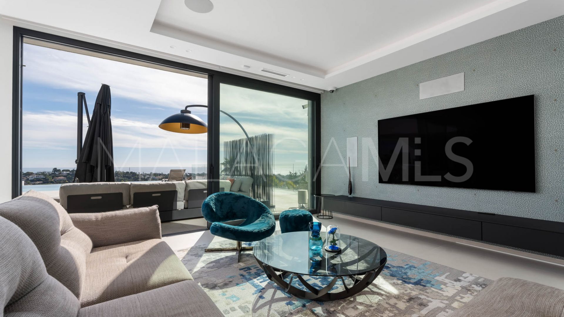 Villa for sale in Paraiso Alto