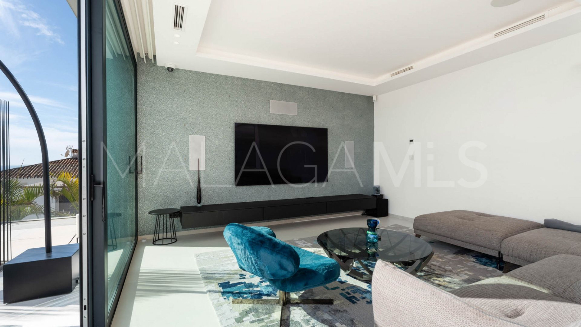 Villa for sale in Paraiso Alto