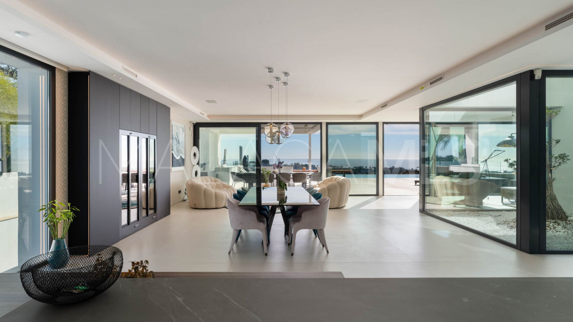 Villa for sale in Paraiso Alto