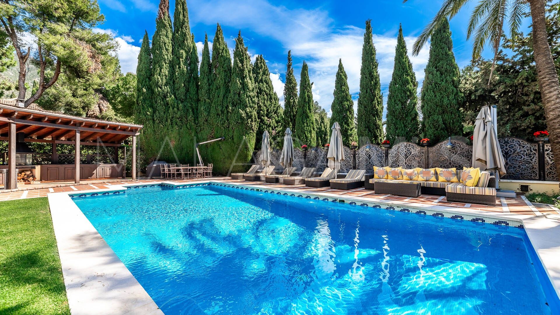 Villa for sale in Sierra Blanca