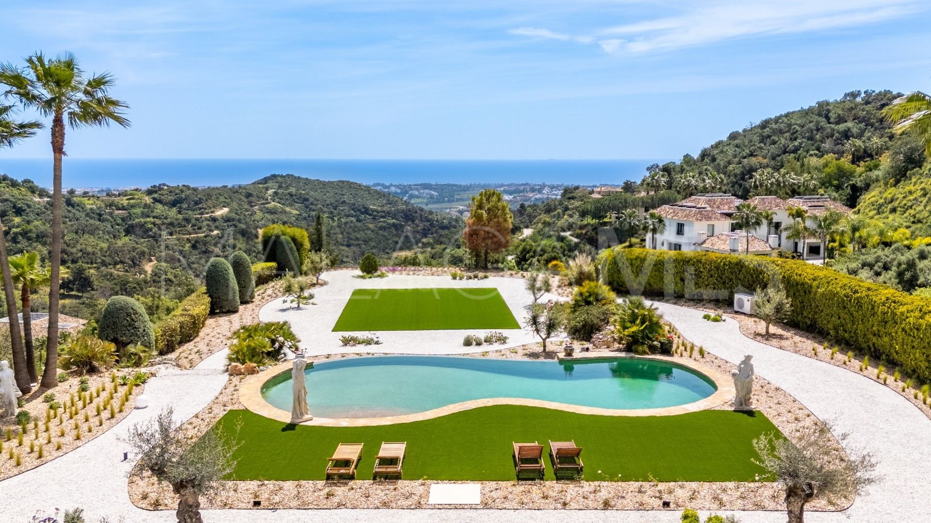 Villa for sale in La Zagaleta