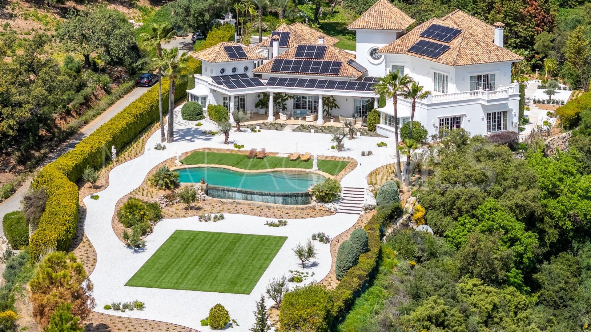 Villa for sale in La Zagaleta