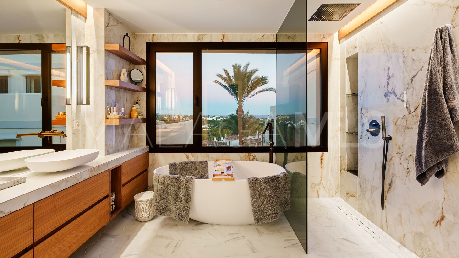 For sale Nueva Andalucia 3 bedrooms duplex penthouse