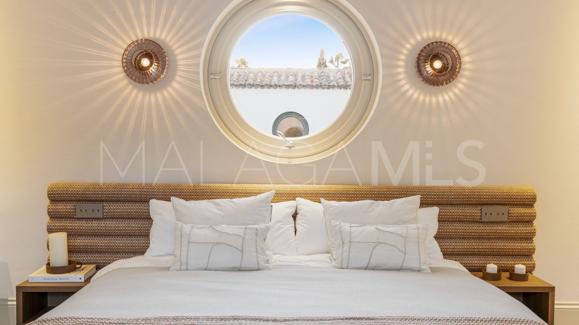 Nueva Andalucia 5 bedrooms villa for sale