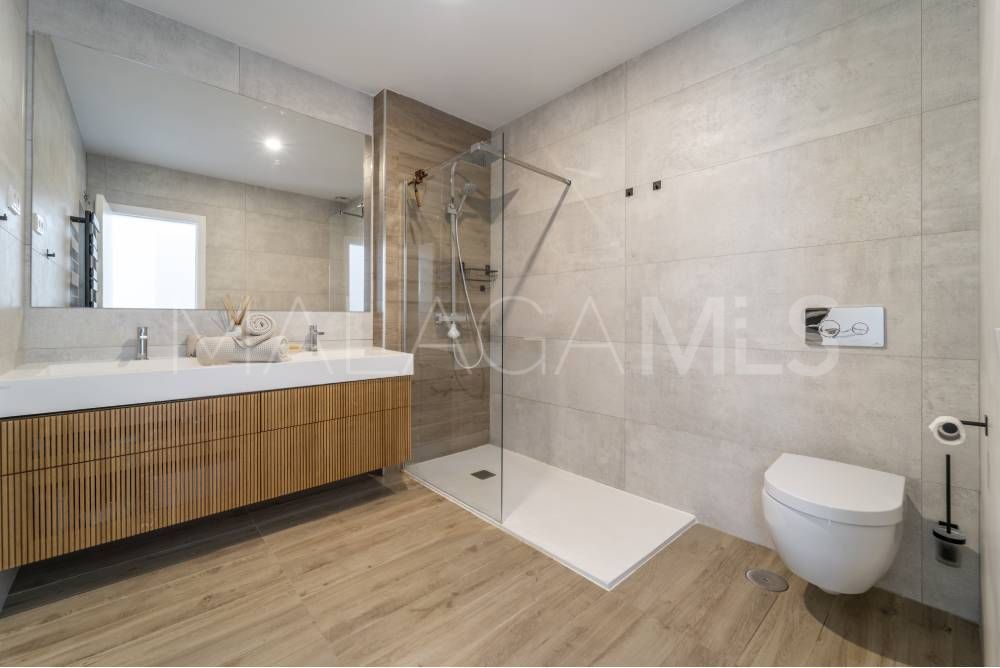 3 bedrooms duplex penthouse for sale in Marbella East