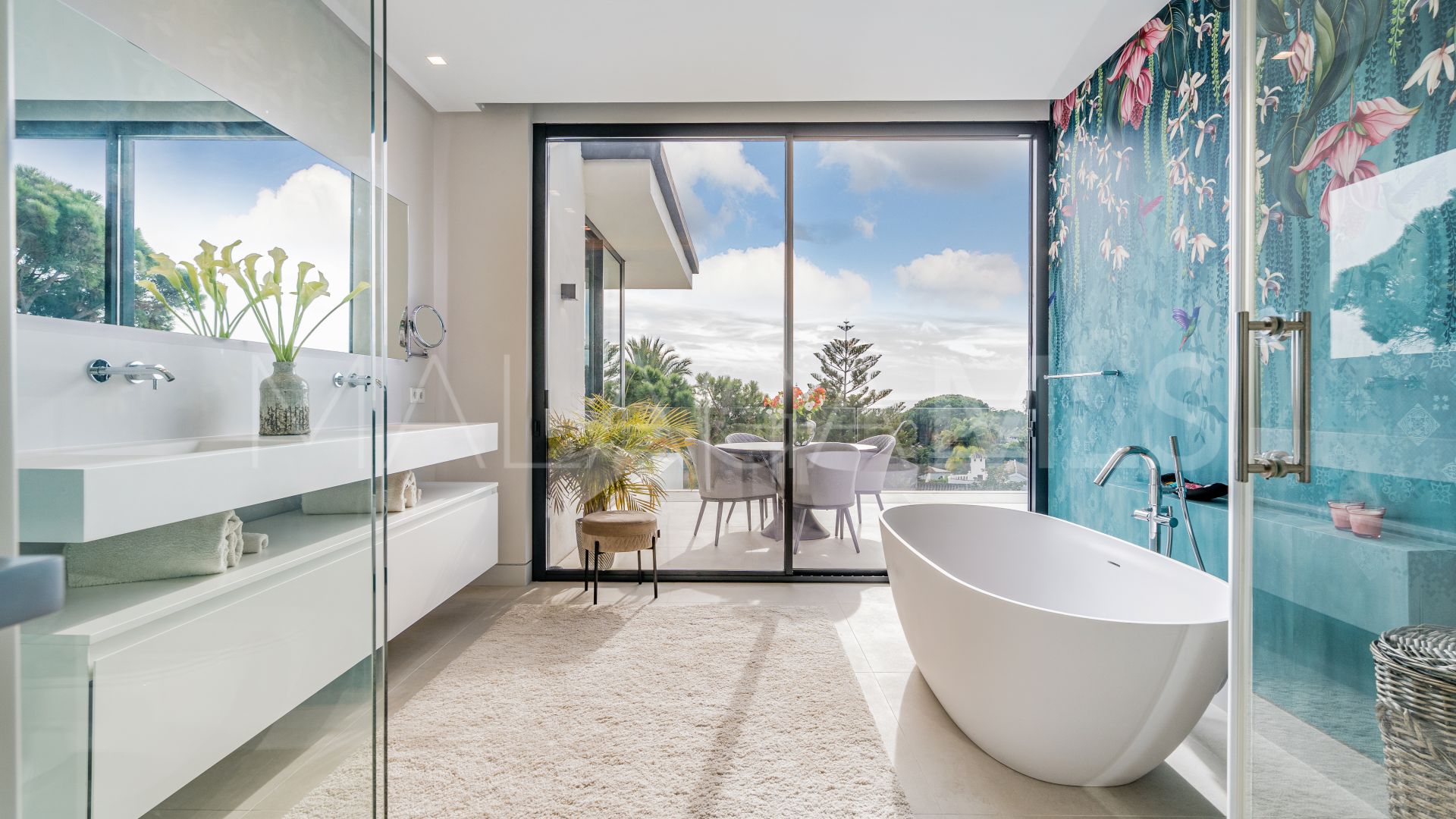 Villa for sale in Marbesa