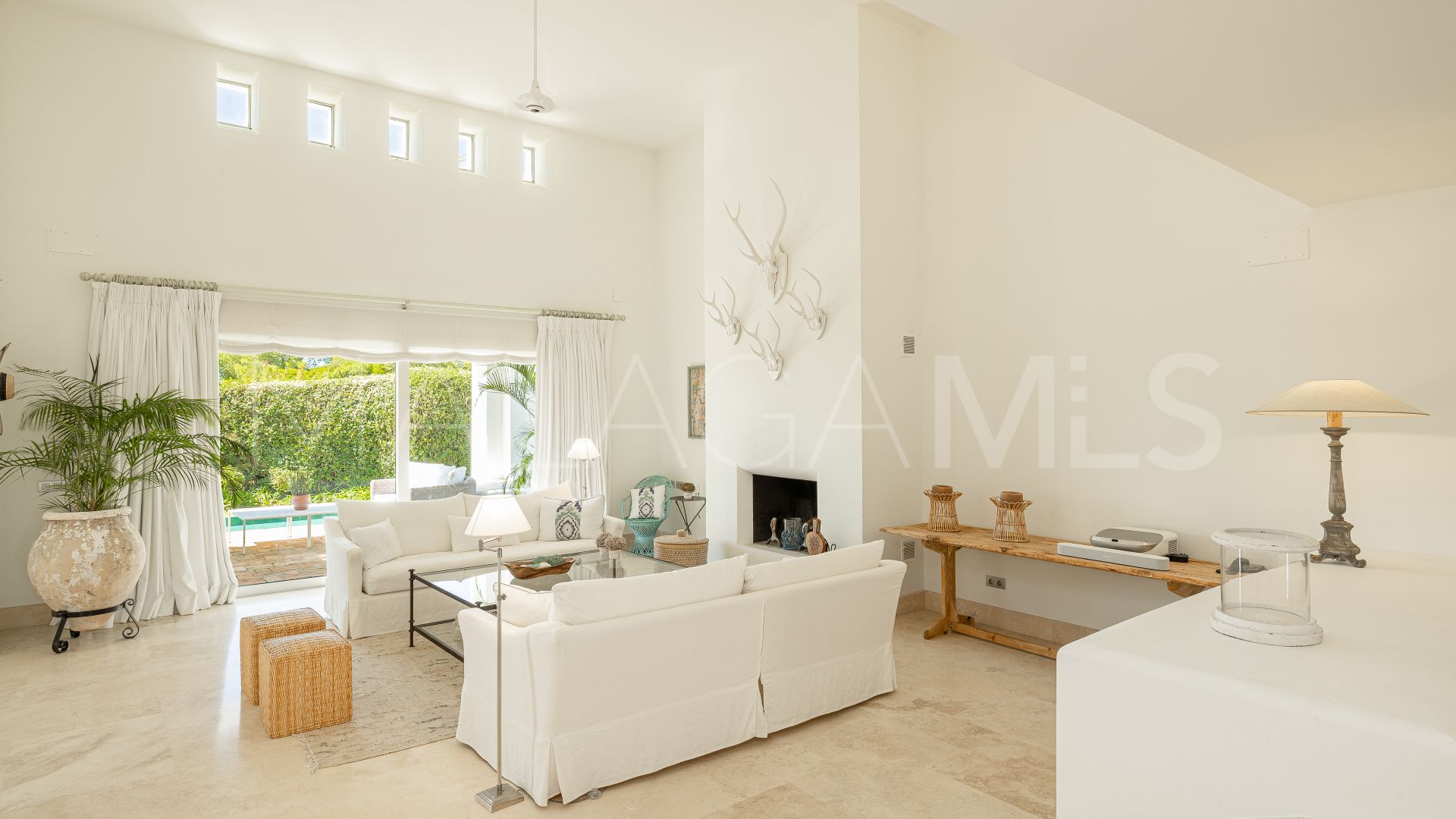 Villa for sale in Finca Cortesin