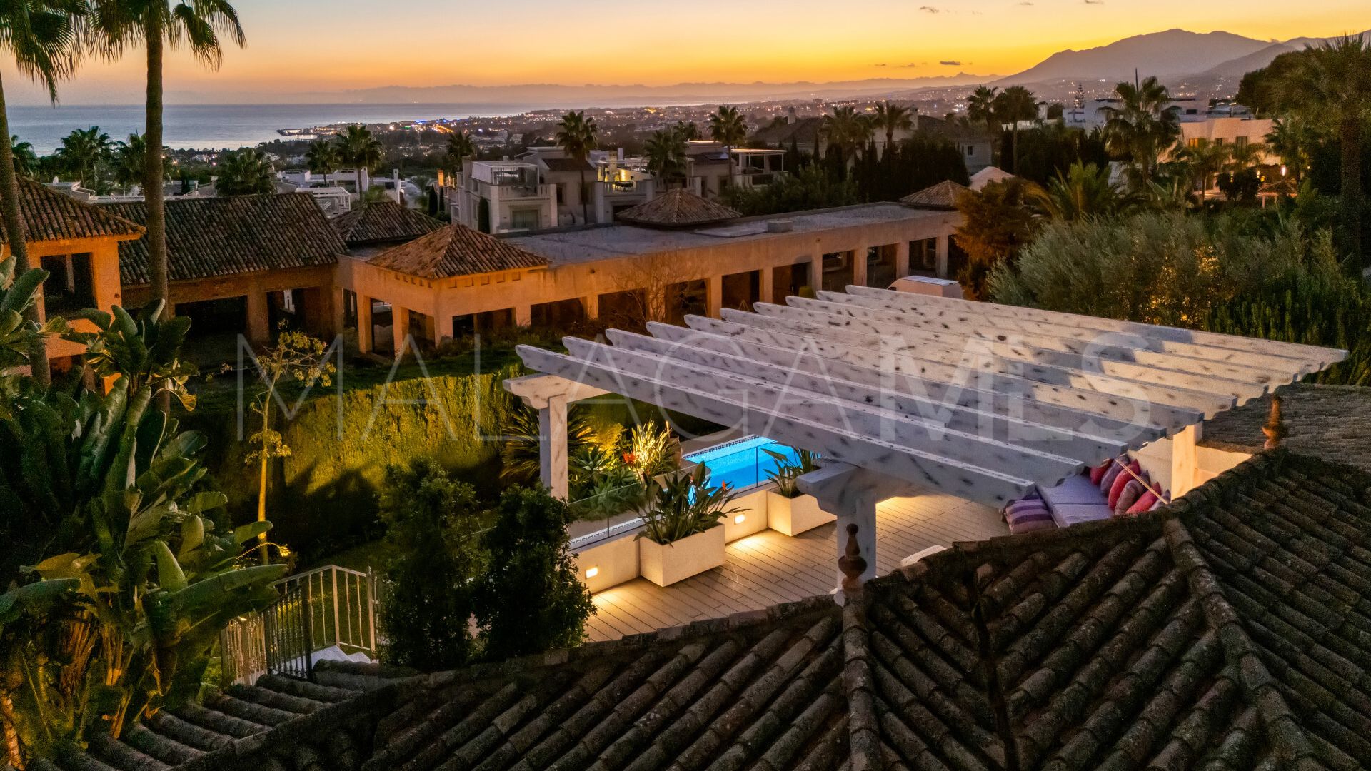 Villa for sale in Sierra Blanca