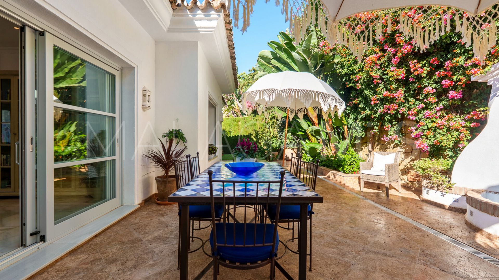 Villa for sale in Sierra Blanca