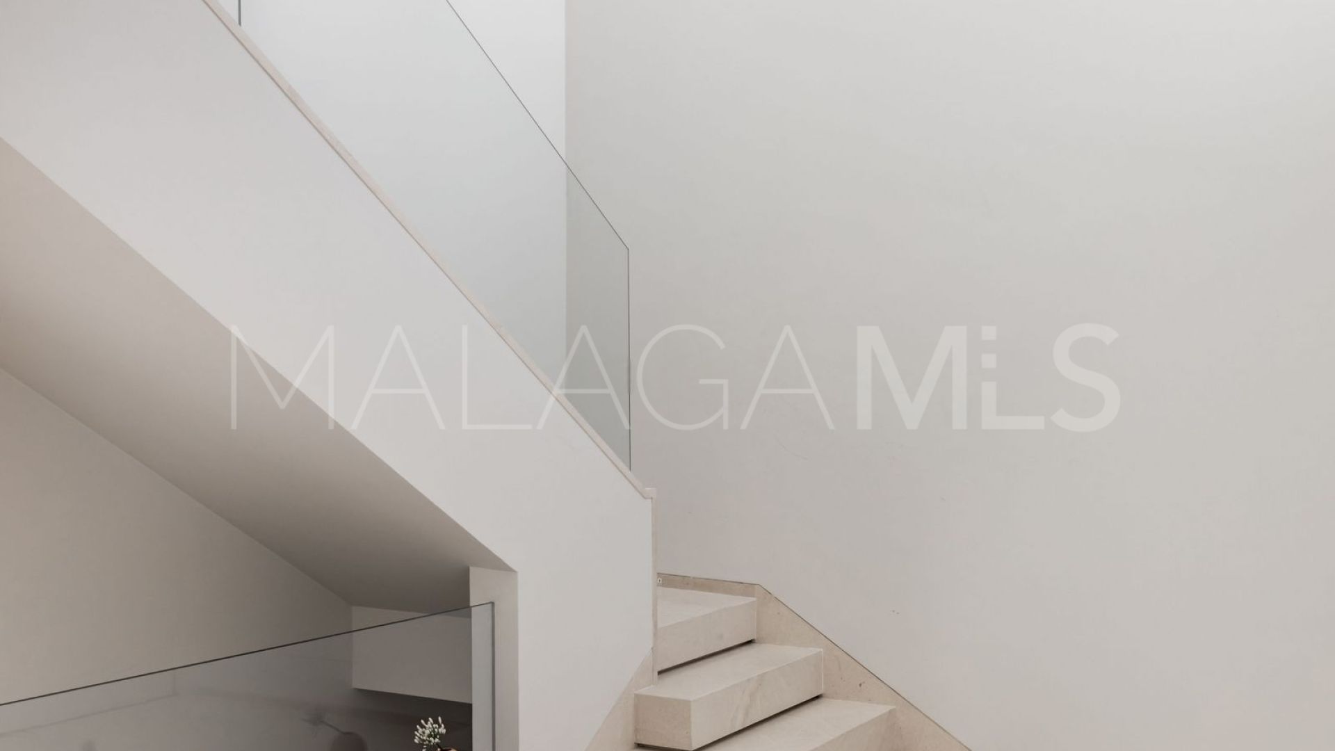 Villa for sale in Golden Mile