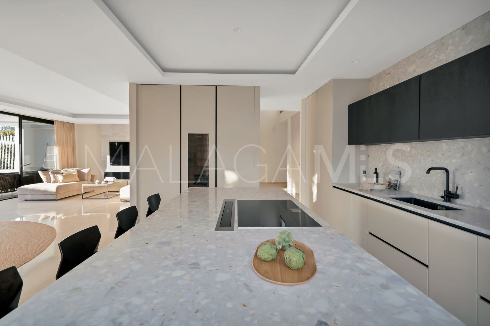 Villa for sale in Golden Mile