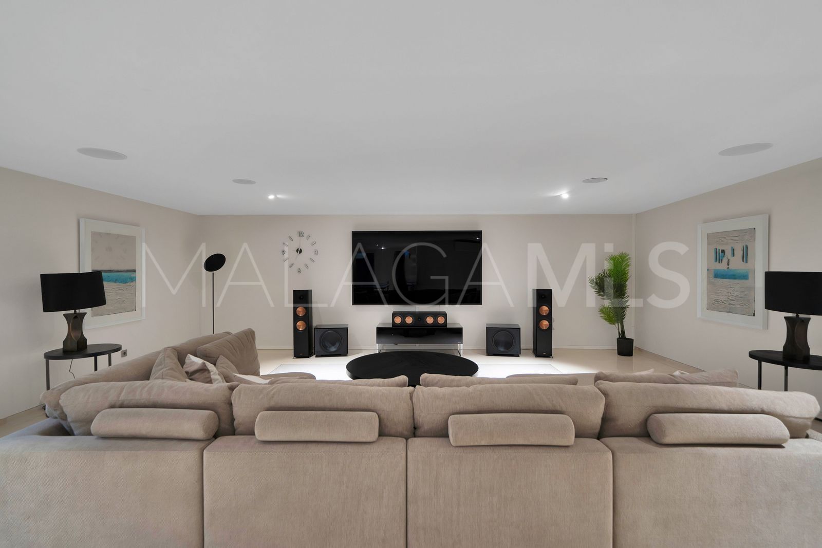 Villa for sale in Golden Mile