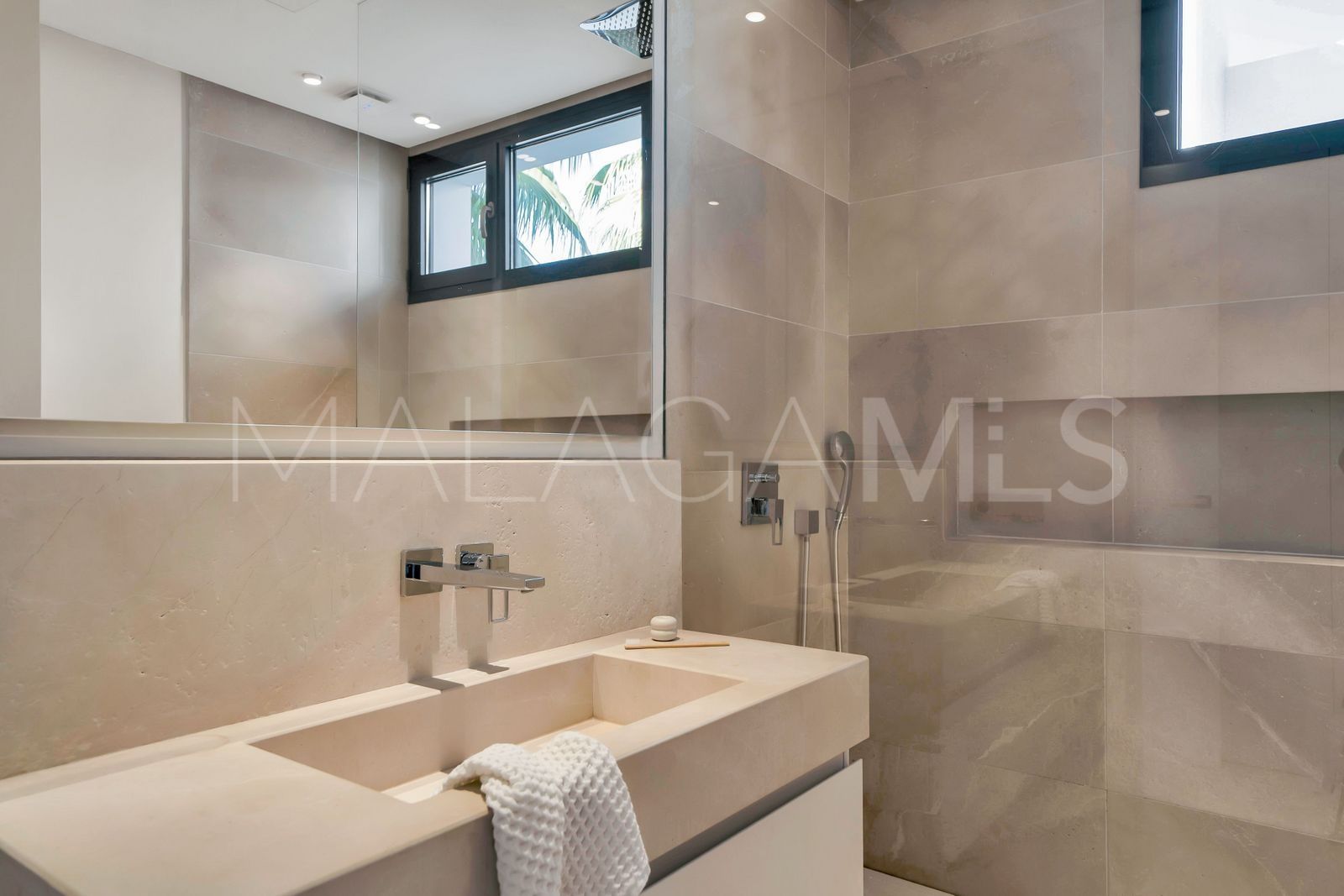 Villa for sale in Golden Mile