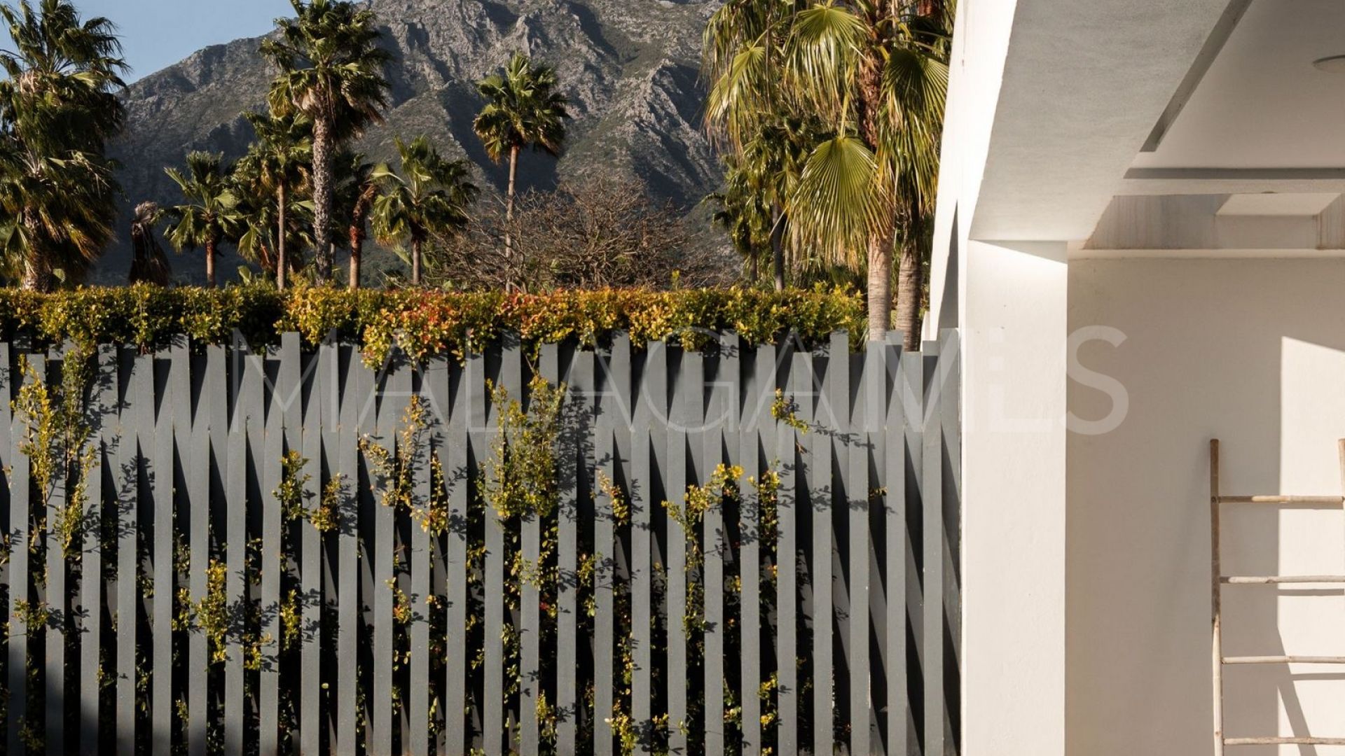 Villa for sale in Golden Mile