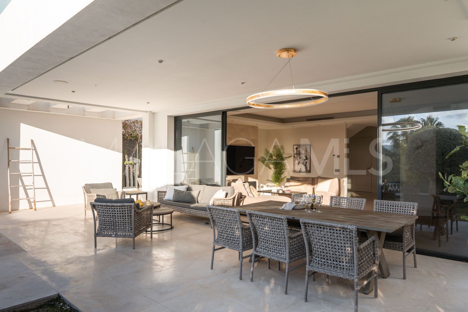 Villa for sale in Golden Mile