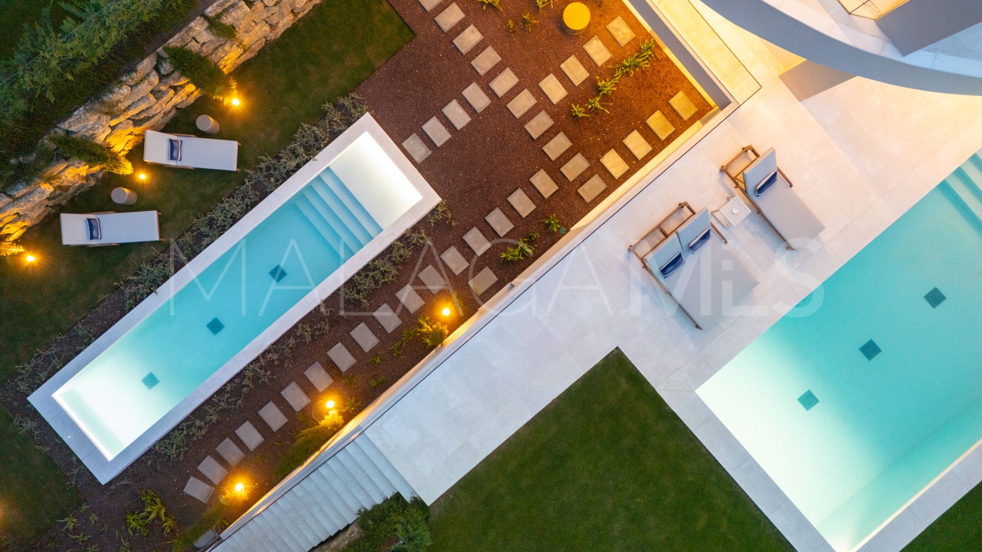 Buy La Cerquilla 5 bedrooms villa