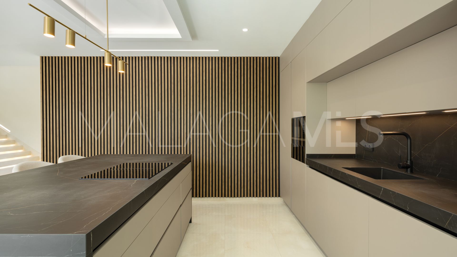 Buy La Cerquilla 5 bedrooms villa