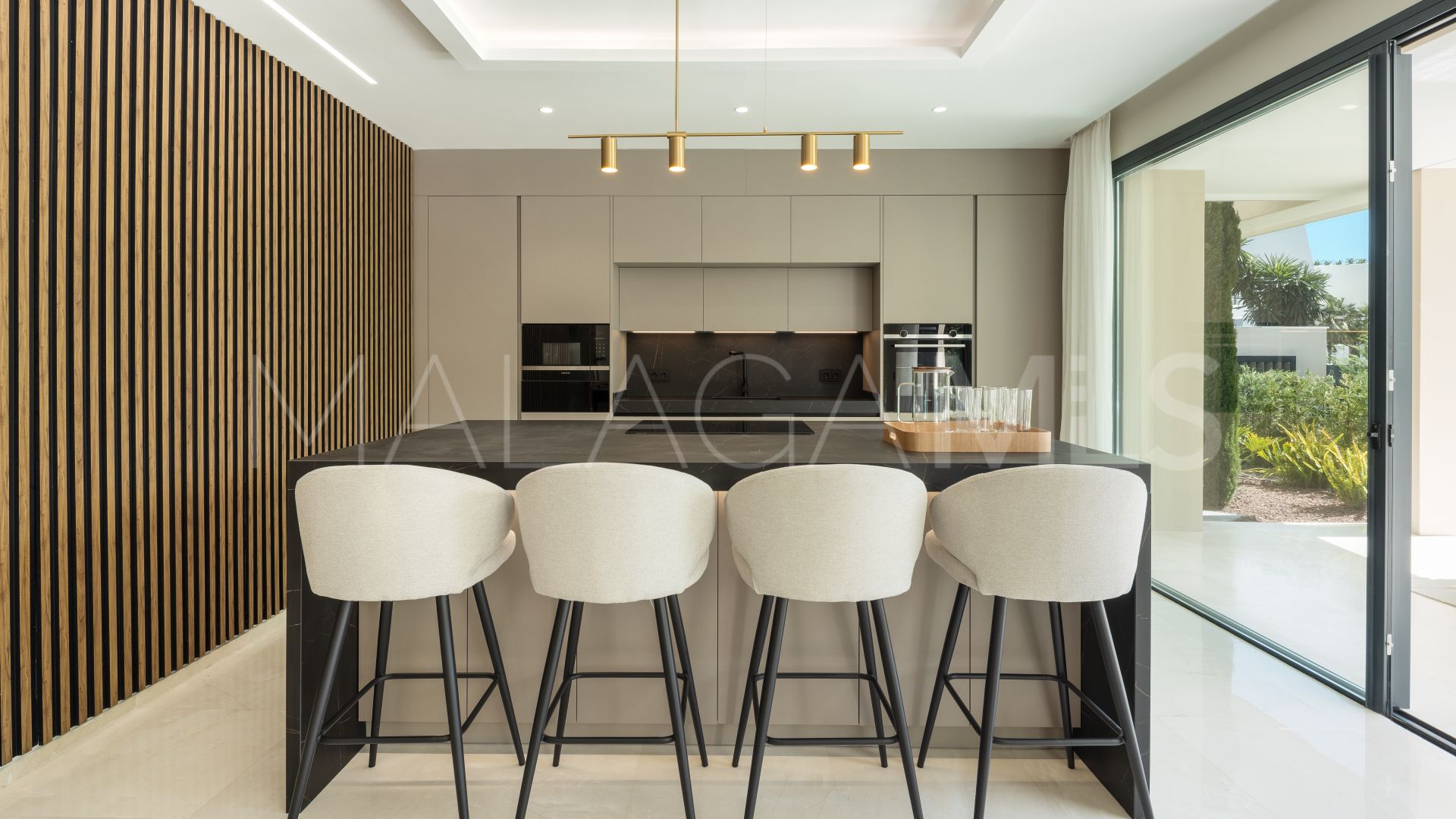 Buy La Cerquilla 5 bedrooms villa