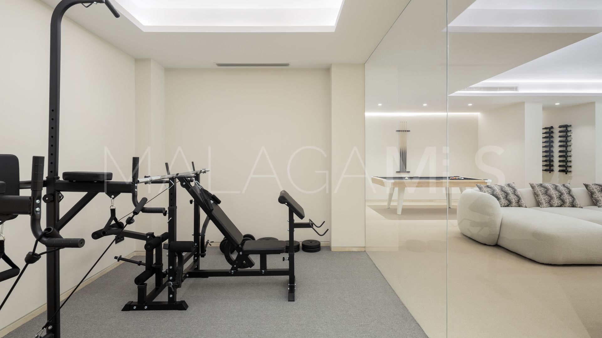 Buy La Cerquilla 5 bedrooms villa