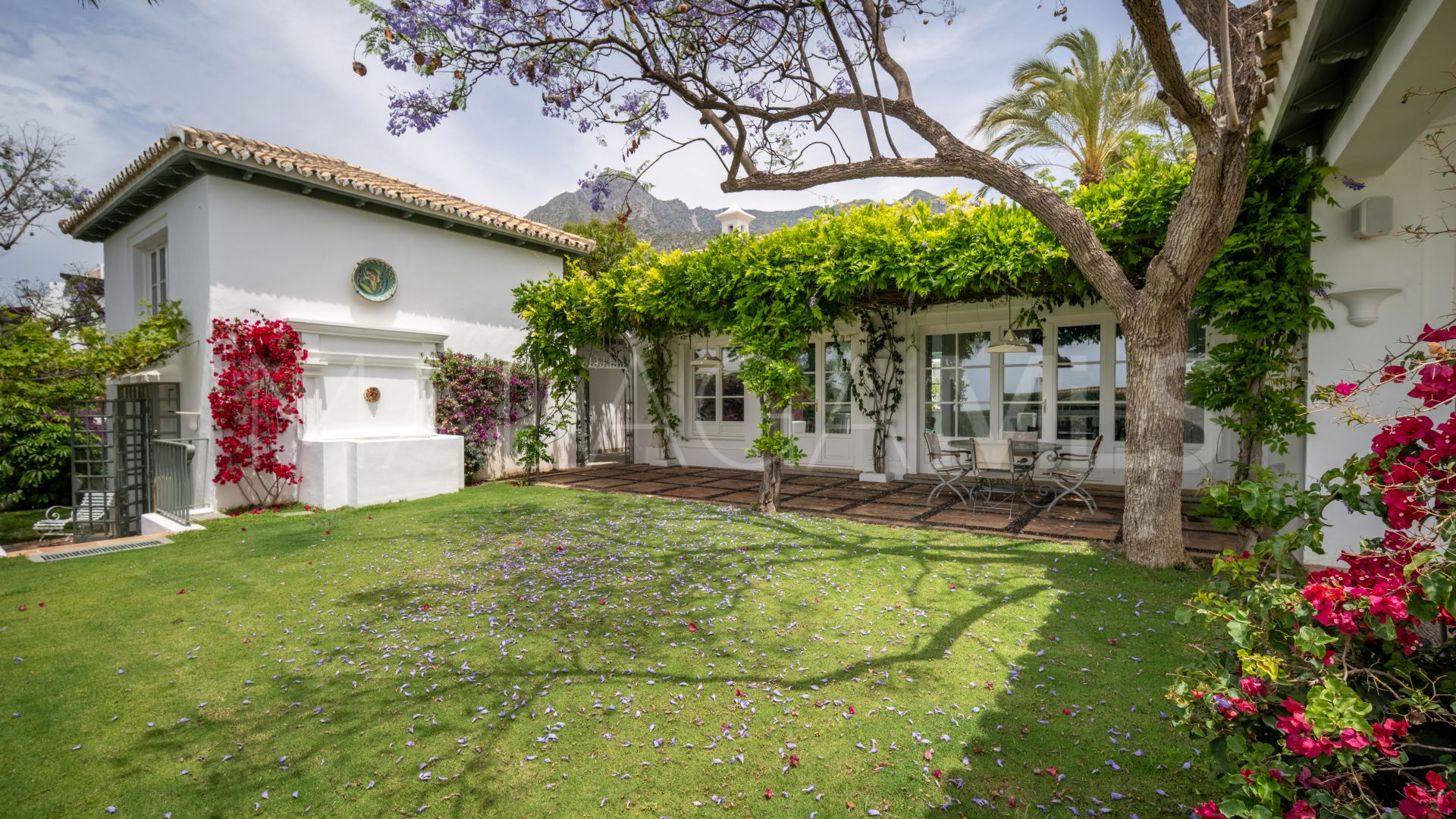 Sierra Blanca, villa for sale