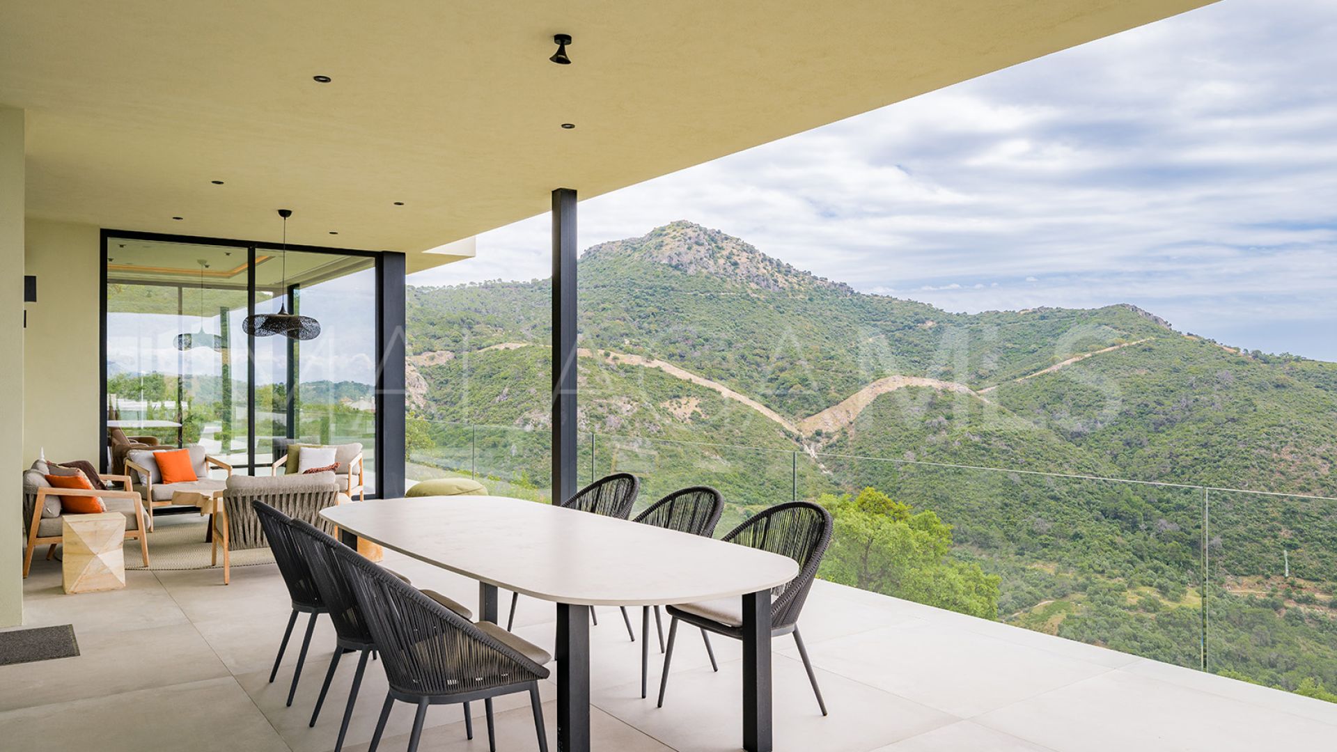 Villa for sale in Monte Mayor