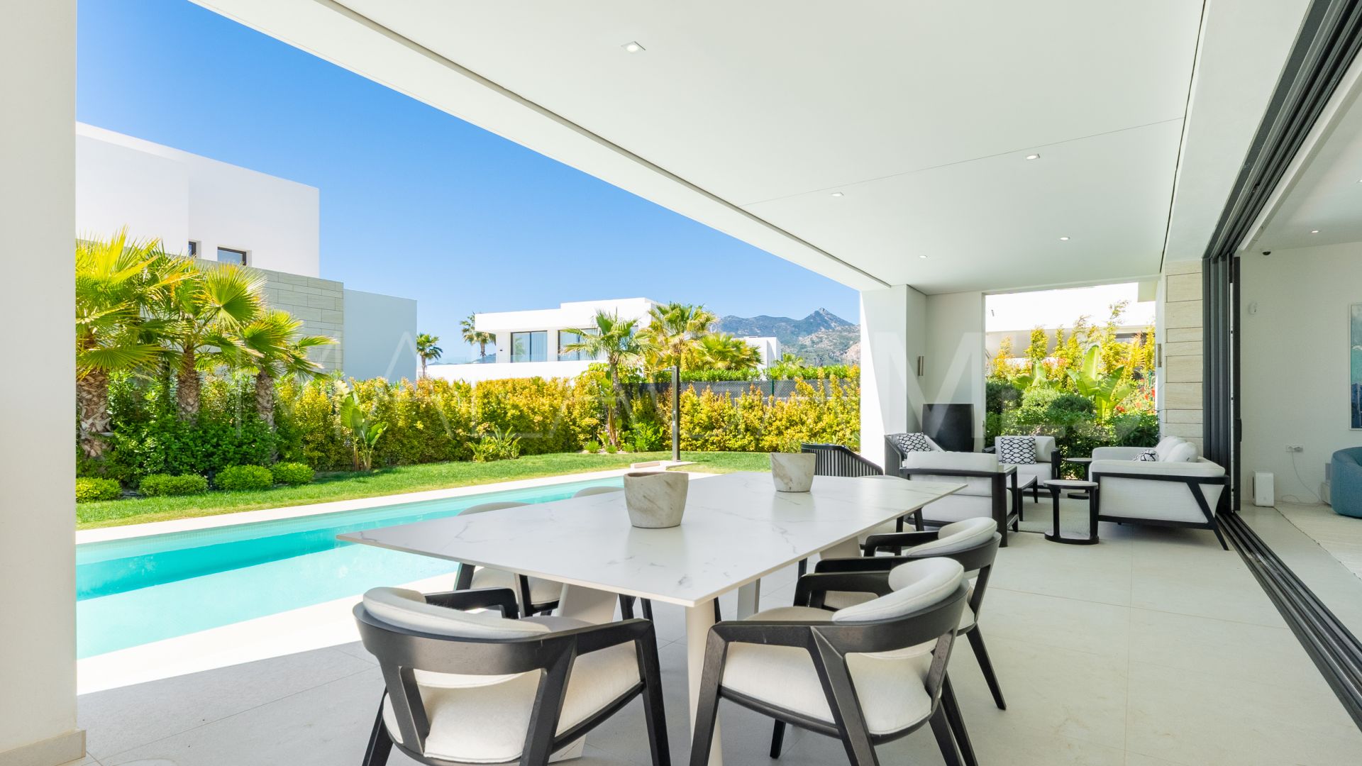 Se vende villa de 5 bedrooms in Marbella Este