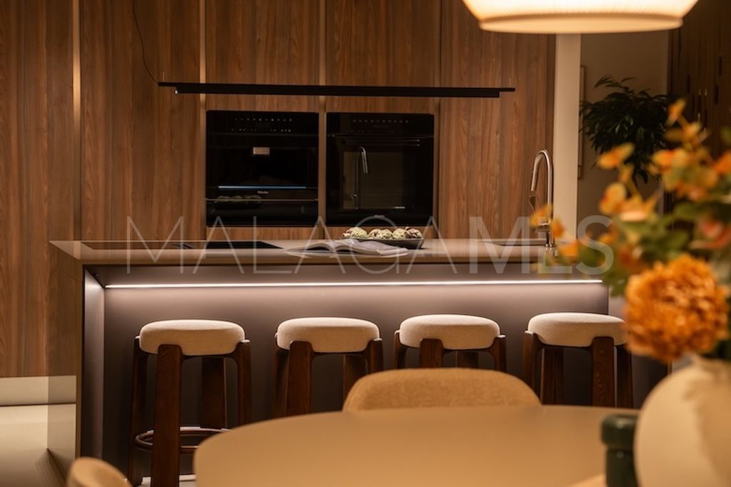Villa for sale in Benahavis