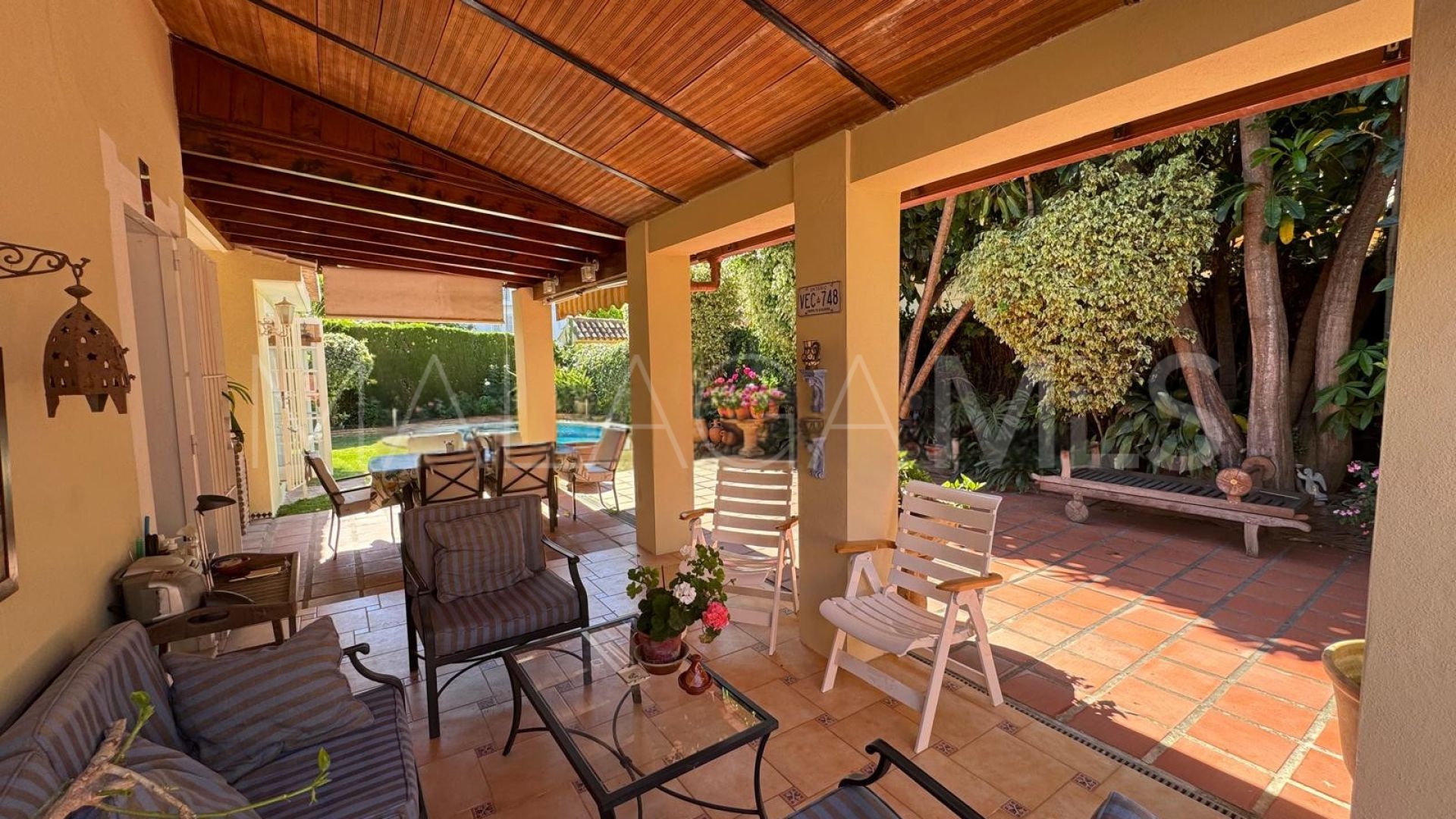 Villa for sale in Beach Side Golden Mile