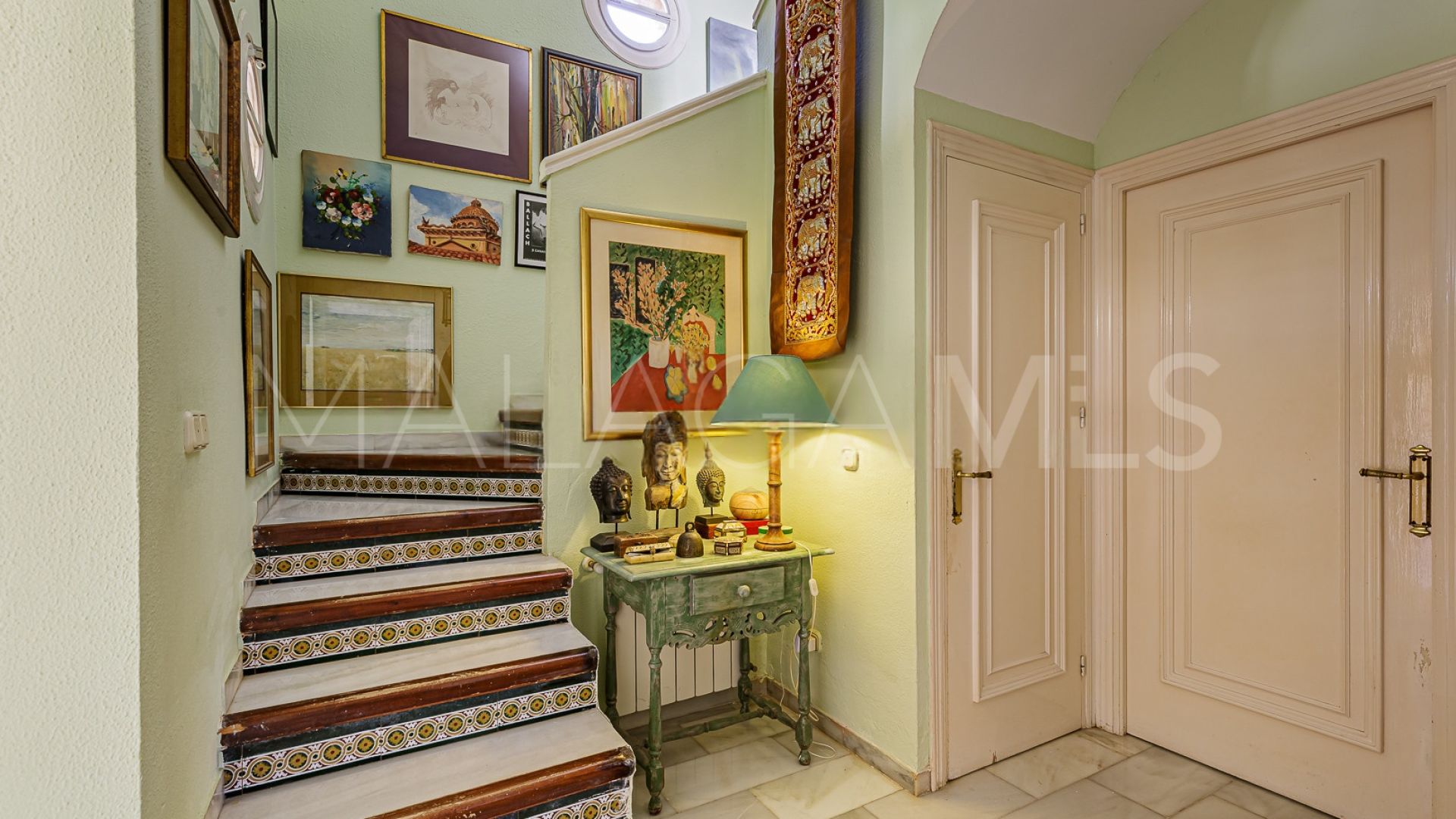 Villa for sale in Beach Side Golden Mile
