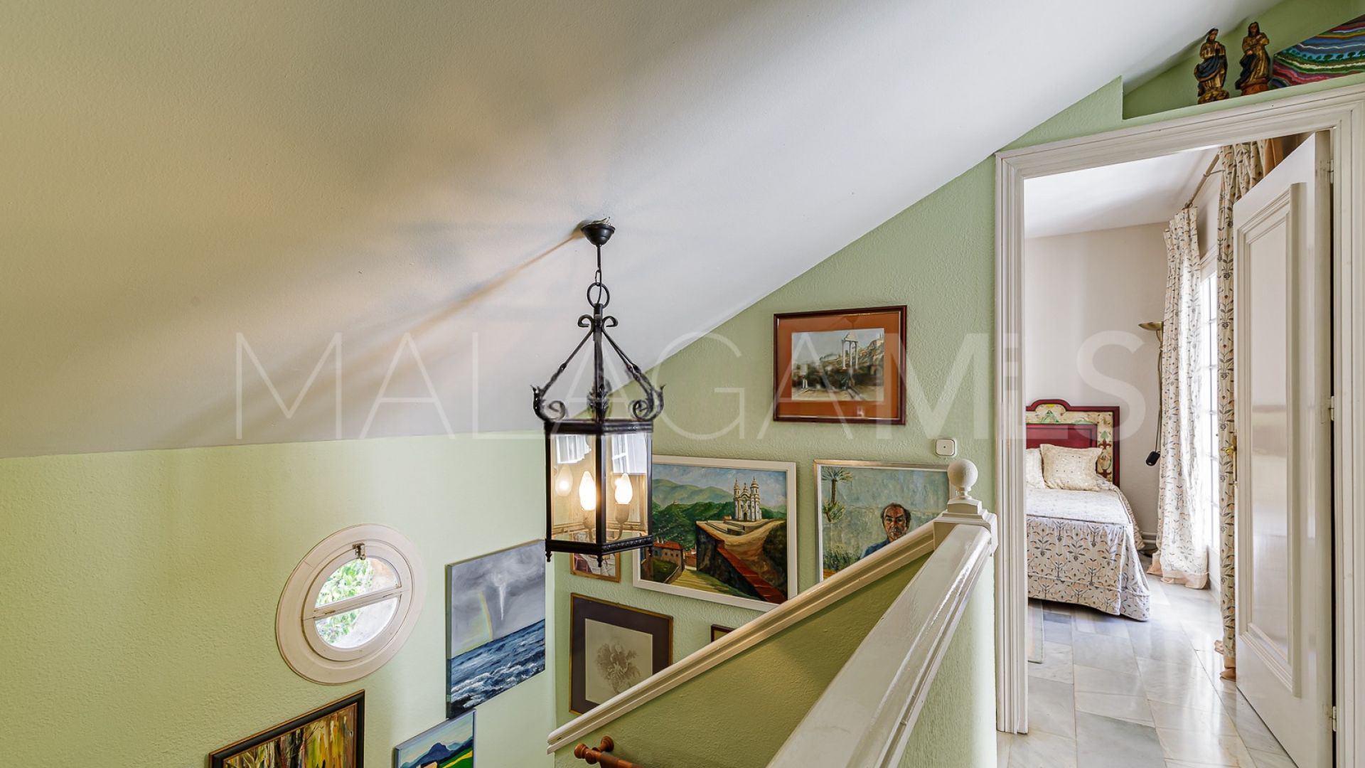 Villa for sale in Beach Side Golden Mile