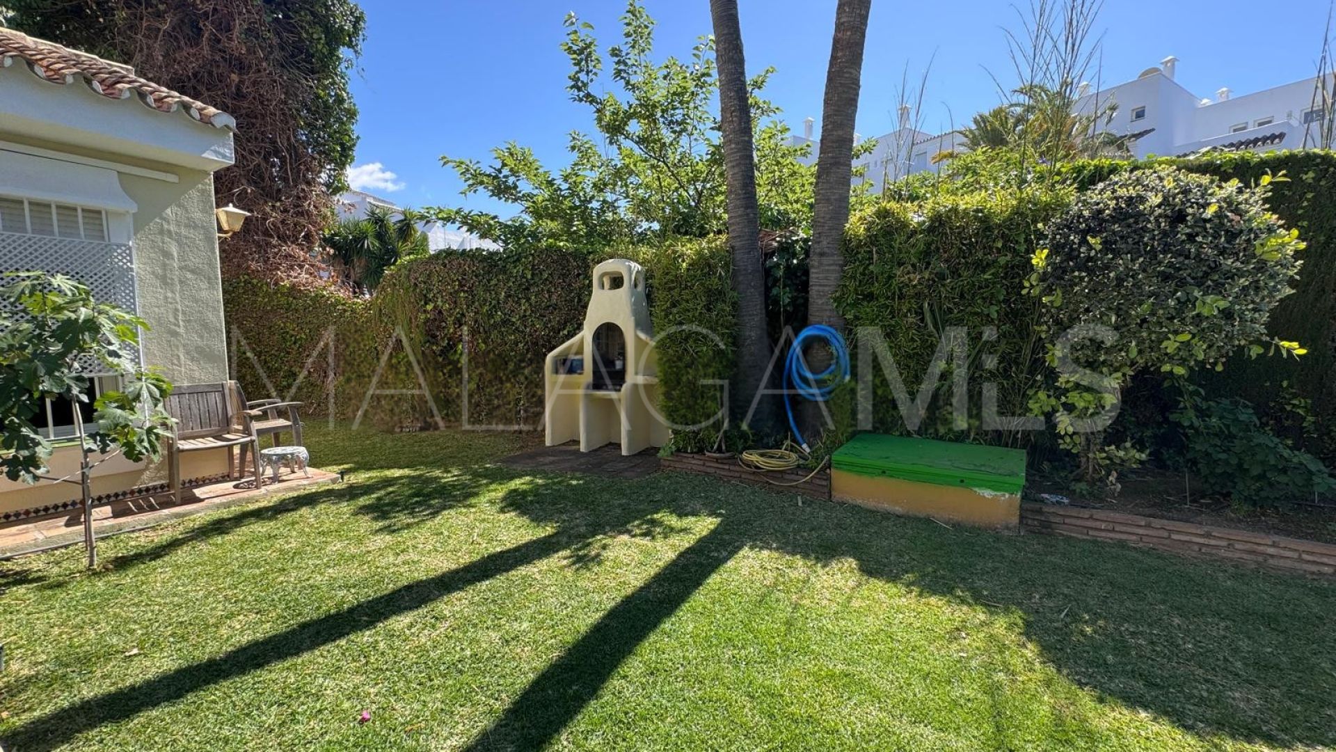 Villa for sale in Beach Side Golden Mile