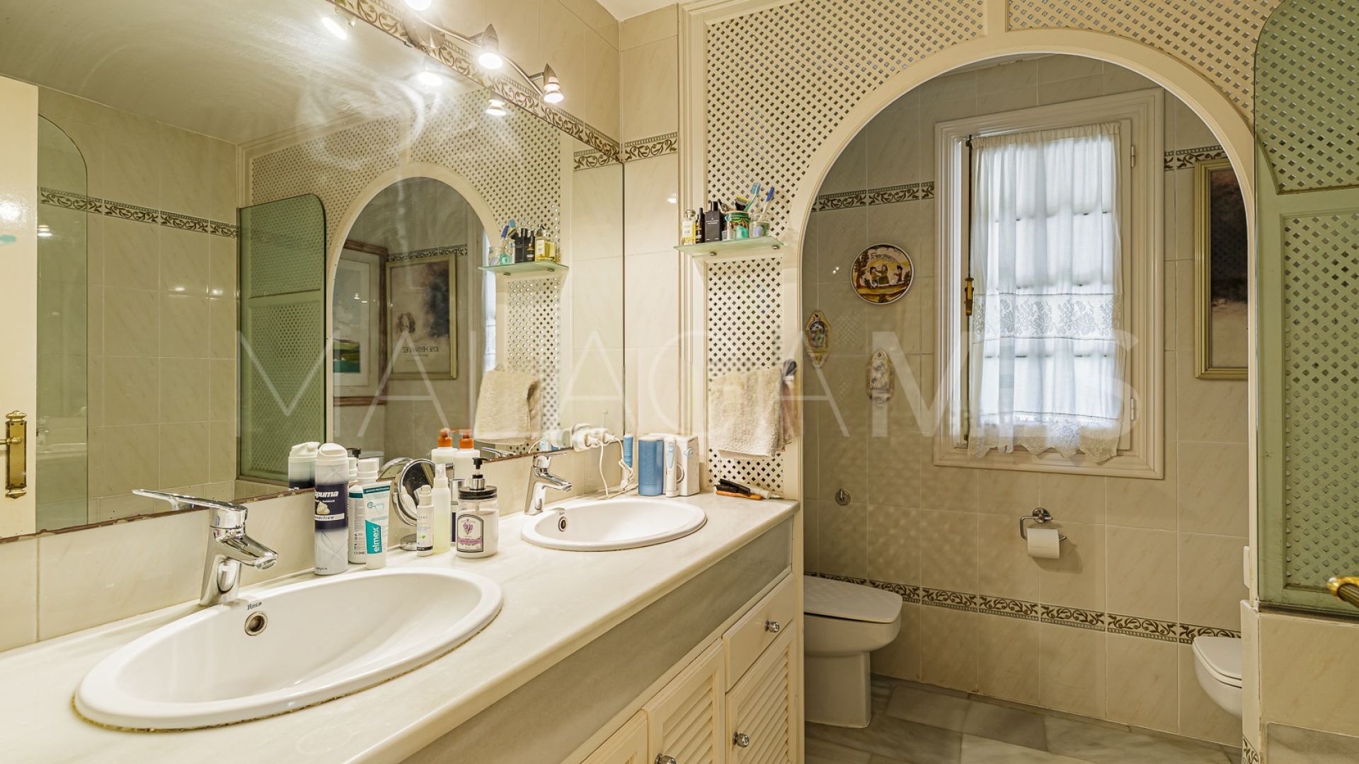 Villa for sale in Beach Side Golden Mile