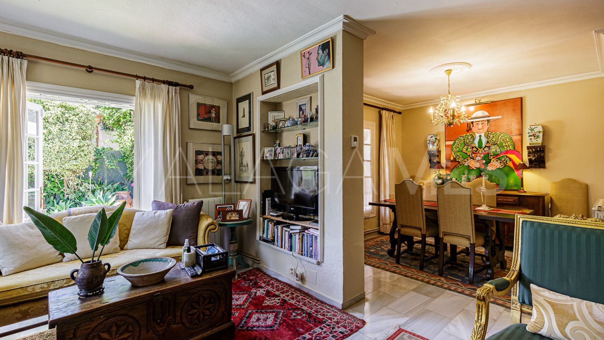 Villa for sale in Beach Side Golden Mile