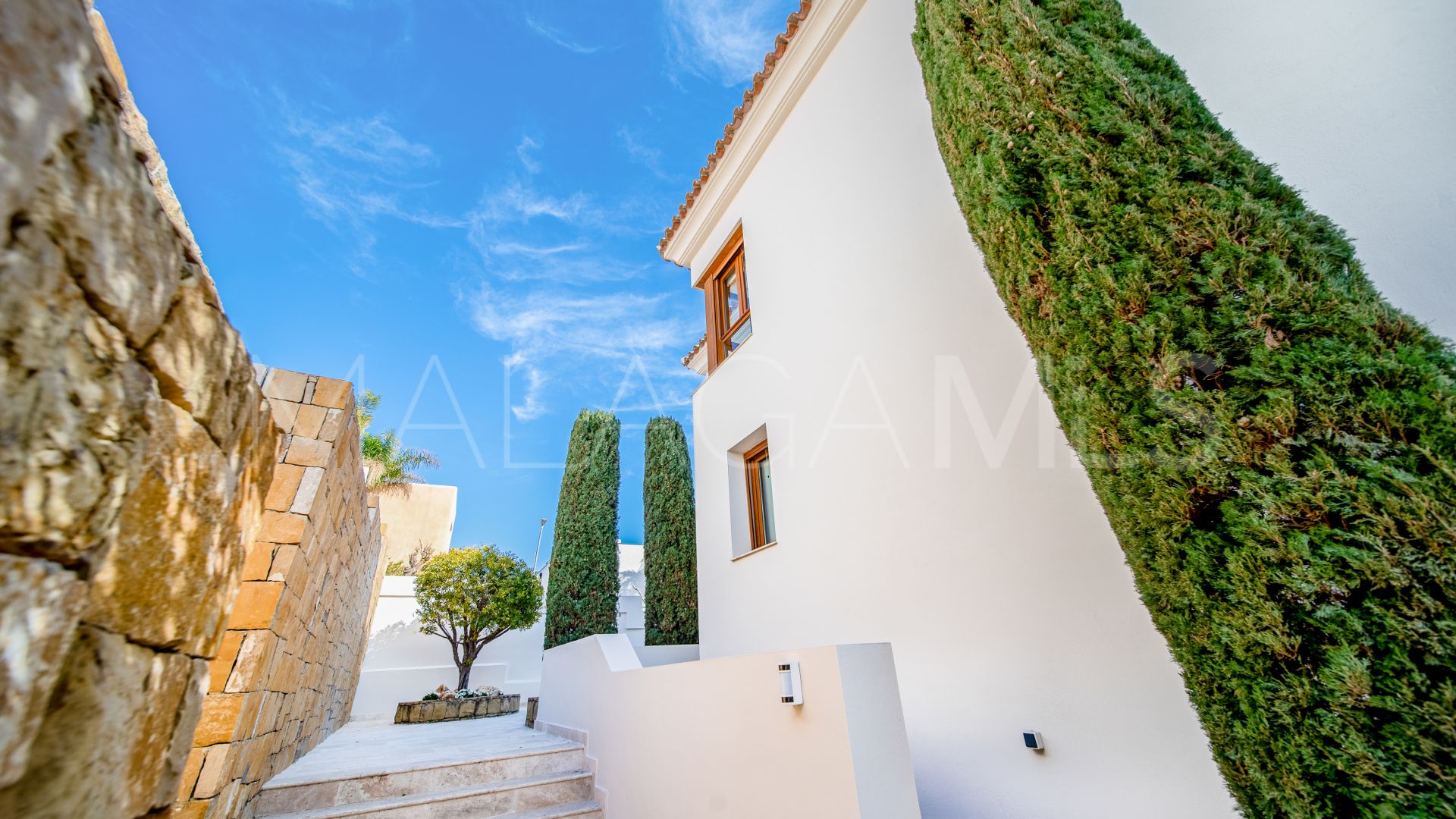 Benahavis, villa a la venta with 5 bedrooms