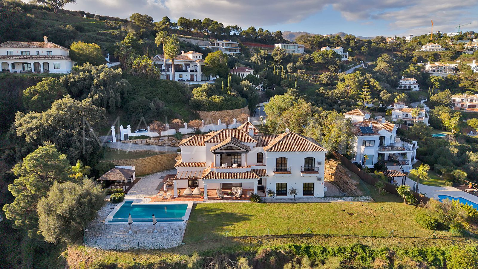 For sale Monte Mayor villa
