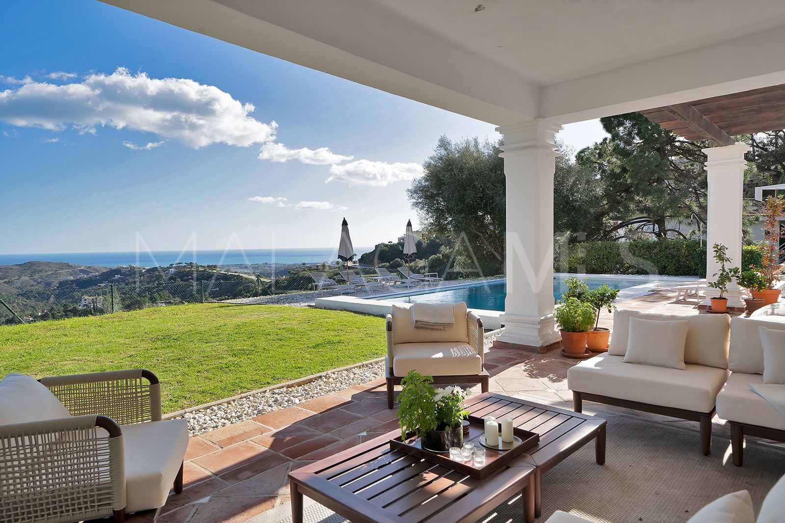 For sale Monte Mayor villa