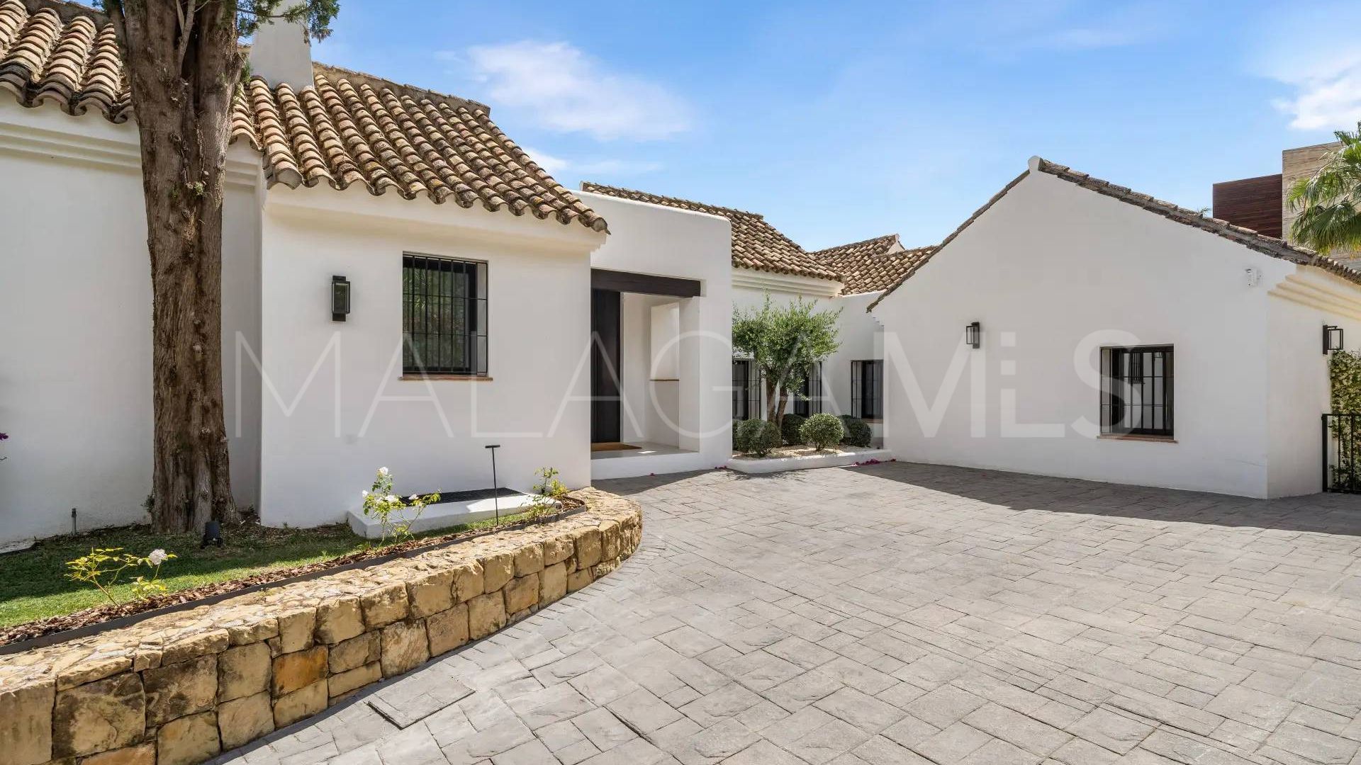 Villa for sale in Golden Mile