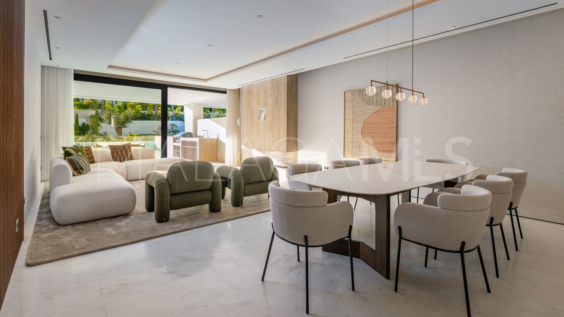 Duplex for sale in Golden Mile